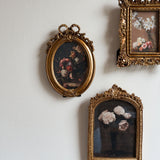 Oval Vintage Style Bow Frame