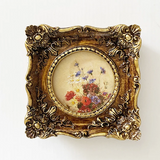 Petit Square Vintage Style Frame